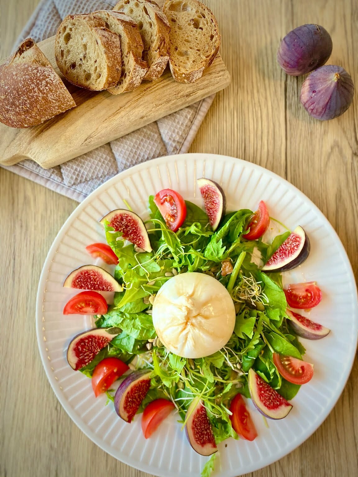 Burrata Salade - faithlovesfood.nl